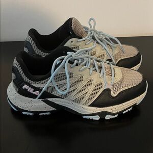 Fila Women's Beige and Black Athletic Shoes